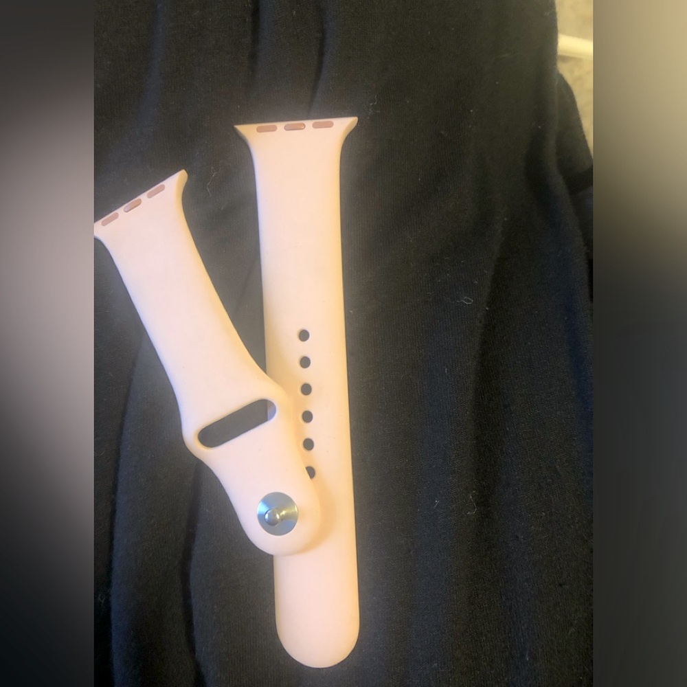 iwatch soft pink silicone band